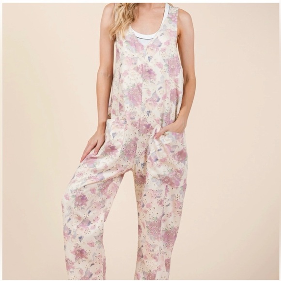 NEW Boho Floral Eyelet Jumpsuit 2X - Picture 1 of 9